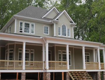 Vinyl siding is beautiful and durable, but when it comes to installation, it can be tricky. For best results, leave it to a pro. Source: Houzz