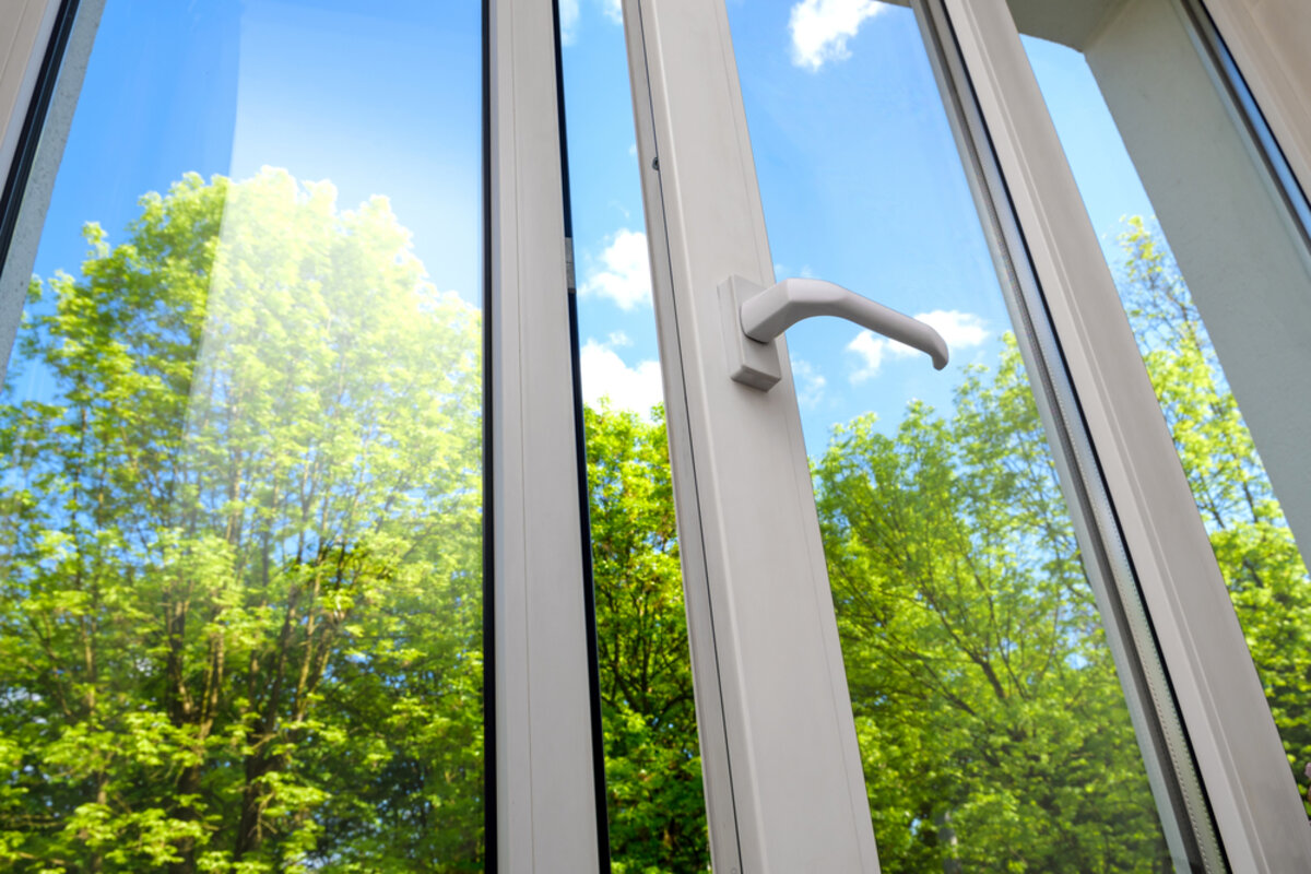 pros and cons of vinyl windows
